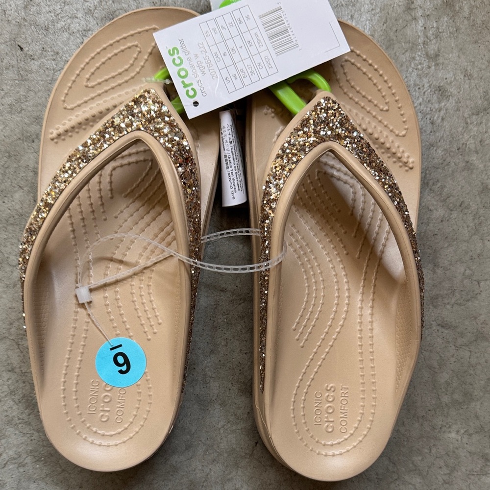 CROCS Gold Glitter Sandals